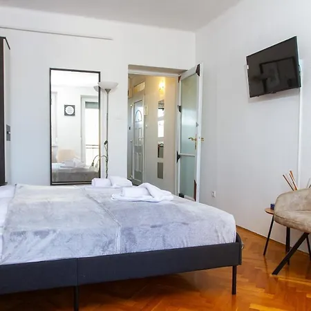 Panorama Apartman Apartment