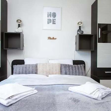 Апартаменты Panorama Apartman